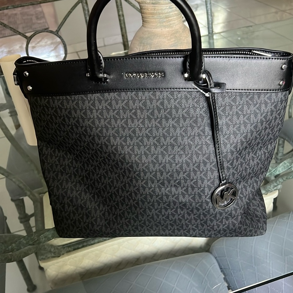 Michael Kors Tote Purse